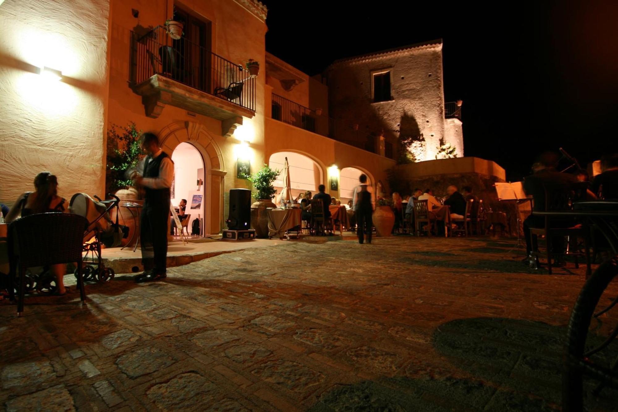 Resort Borgo San Rocco Savoca Exterior photo